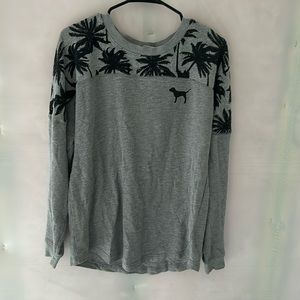 Grey long sleeve shirt